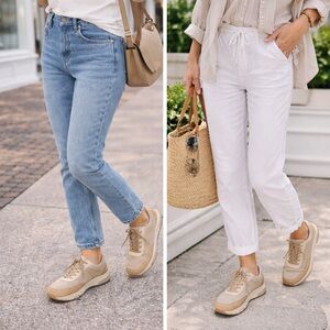 New Naturalizer Sarina beige tennis shoes sneakers Size 5 Gold -insole missing.